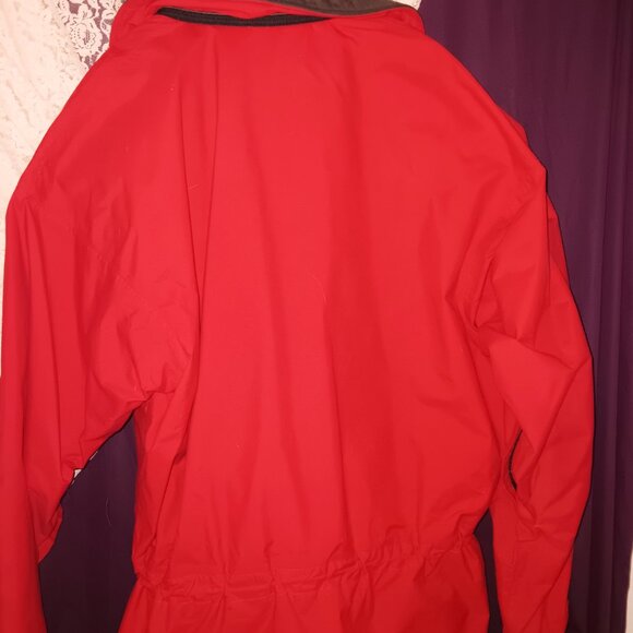 Hit The Slopes & Paint Them Red! Marmot Jacket with Hood - Picture 6 of 6
